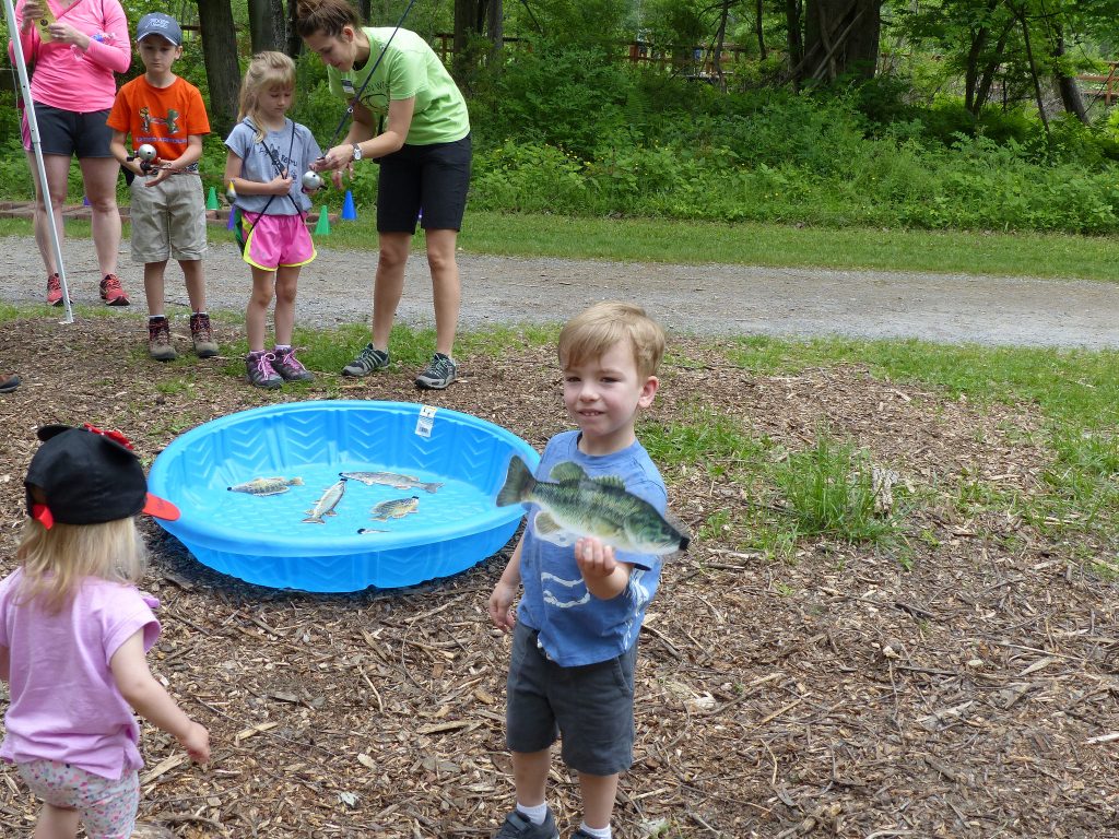 outdoor day - fish game